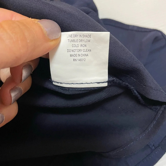 Selfie Leslie Maddox Fit and Flare Long Sleeve Navy Romper Size XS - Picture 8 of 9